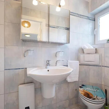 Apartment Elly's Luetten Leuchtturm Ost