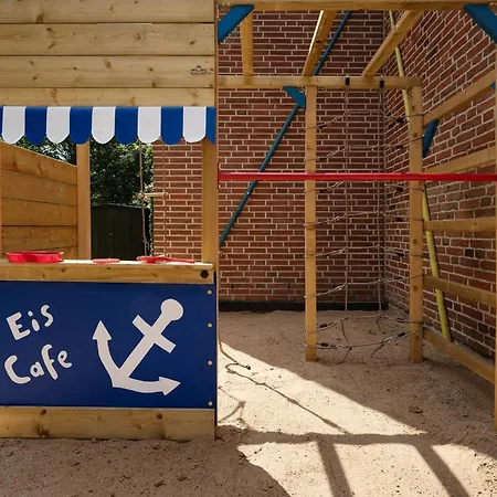 Elly's Luetten Leuchtturm Ost Apartment Kellenhusen