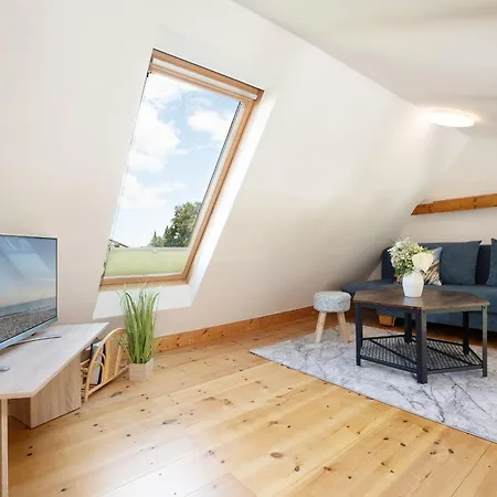 Elly's Luetten Leuchtturm Ost Apartment Kellenhusen