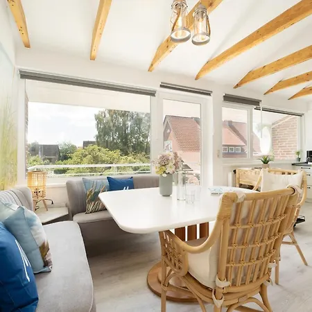 Elly's Luetten Leuchtturm Ost Apartment Kellenhusen