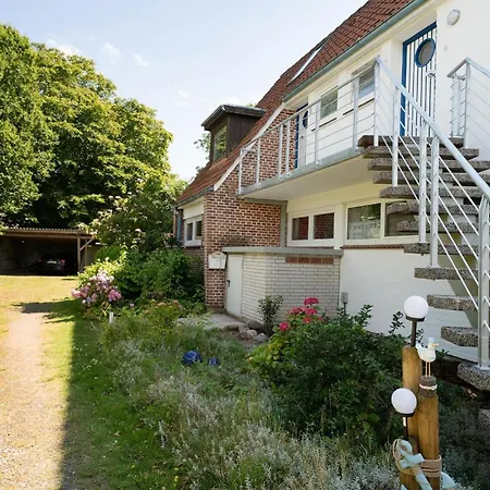 Apartment Elly's Luetten Leuchtturm Ost *